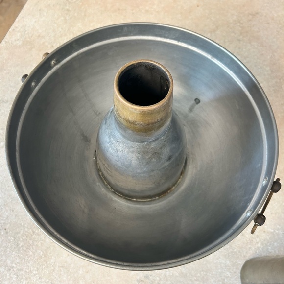 Korean Vintage Brass Hotpot - Picture 6 of 10